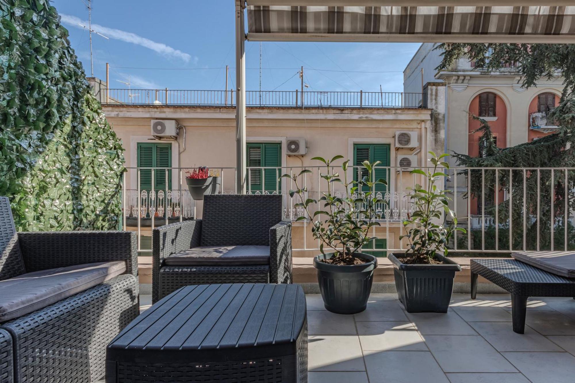 Eritrean Terrace Apartment Bari Exterior photo
